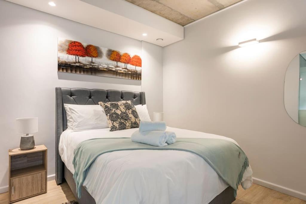 Chic, Central, Family & Group Stay - Stylish 2 Ensuite Bedroom Apartment With Spacious Balcony Kaapstad Buitenkant foto